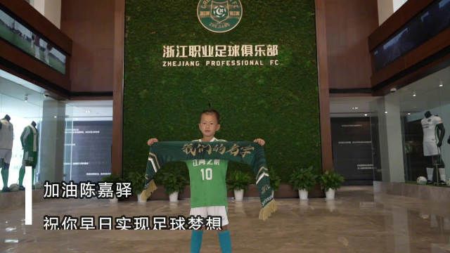 在教室伦流澡到高潮h强圩视频